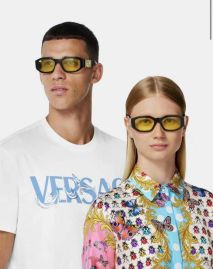 Picture of Versace Sunglasses _SKUfw52452352fw